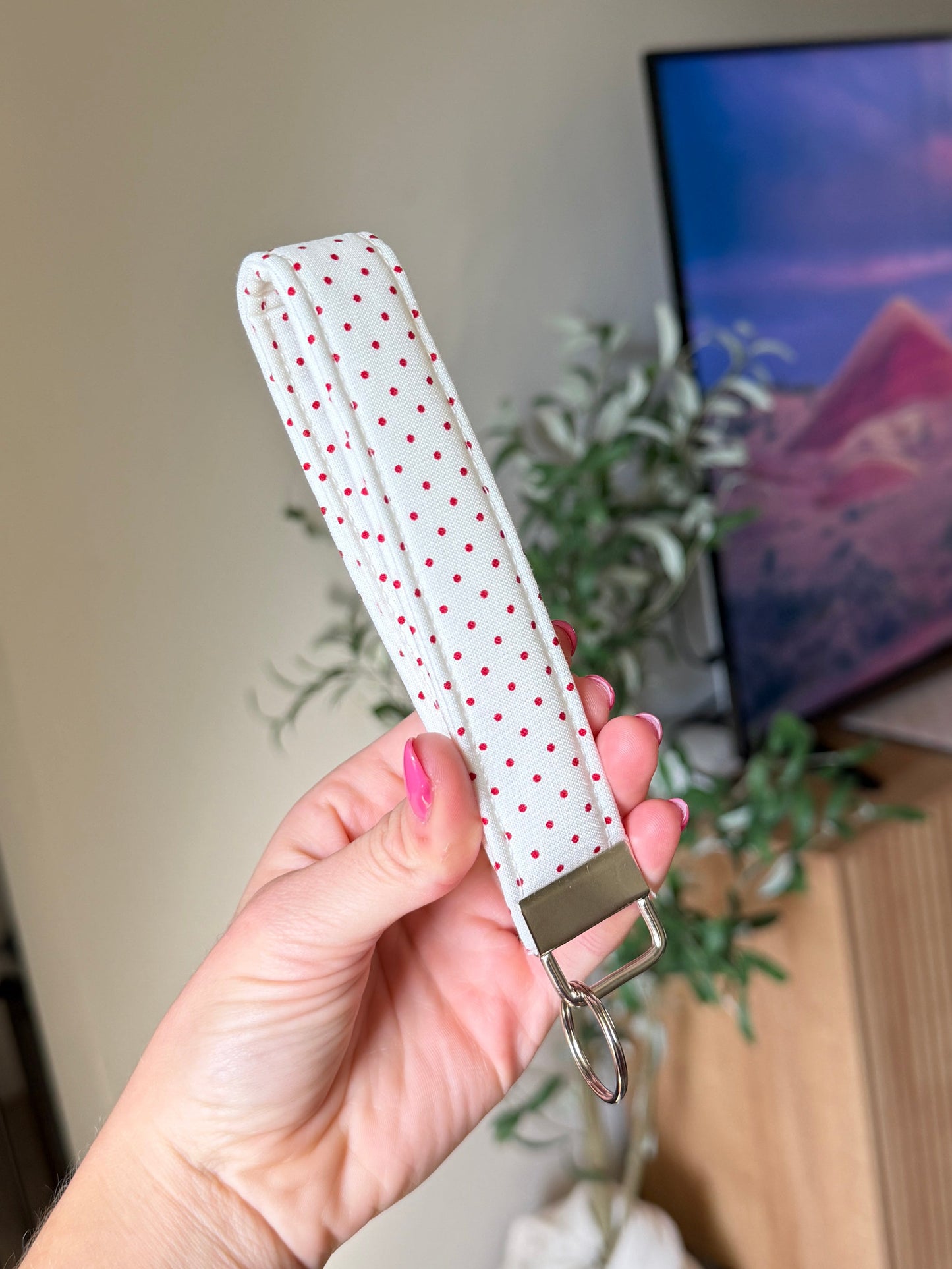 Wristlet Keychain - Red/White Polka Dot