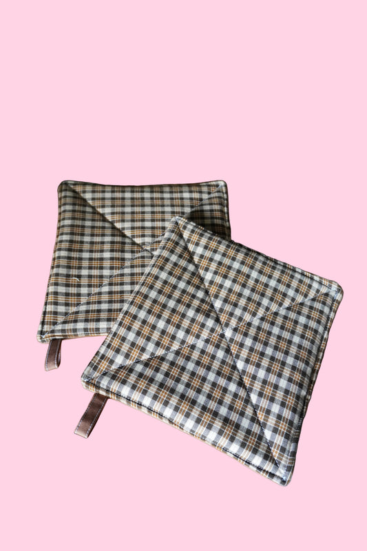 Quilted Pot Holders - Plaid/Brown