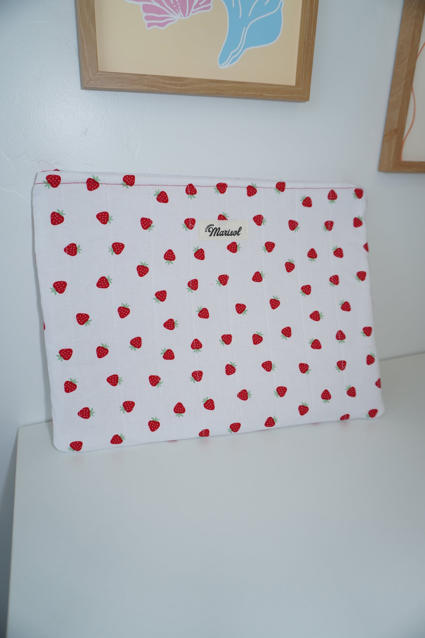 Laptop Sleeve - Strawberry