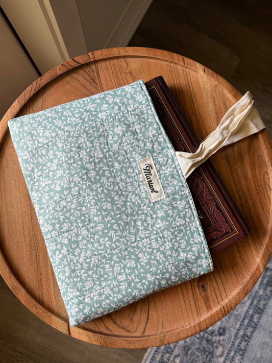 Medium Book Sleeve - Misty Blue